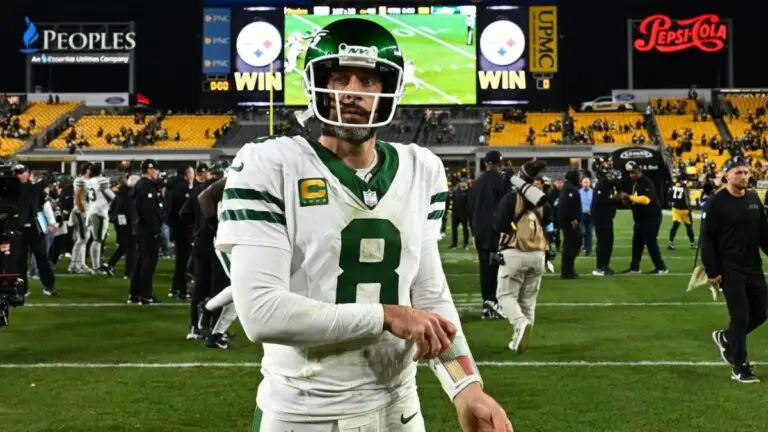 Aaron Rodgers' future: QB reportedly pleaded with Jets to keep him for the 2025 season