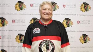 Bobby Hull, Hall of Fame forward and Blackhawks legend, diagnosed with CTE following his death