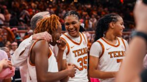 Latest 2025 March Madness women's bracket predictions, 3 weeks from Selection Sunday