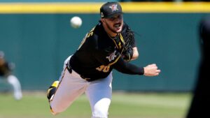 2025 MLB Opening Day starter tracker: Paul Skenes gets call for Pirates, Padres turn to Michael King