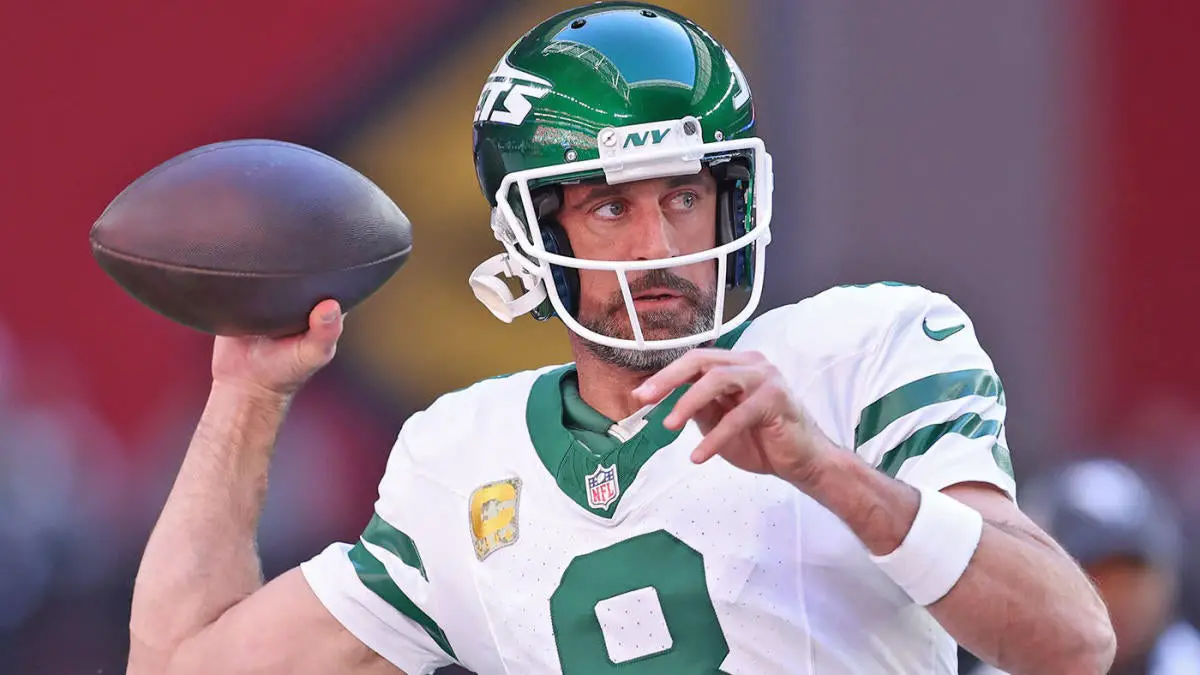 Ranking the greatest quarterbacks of all-time: Here's where Aaron Rodgers currently ranks on the list