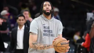 Anthony Davis injury update: Mavericks star takes key step toward return, but should Dallas want him back?