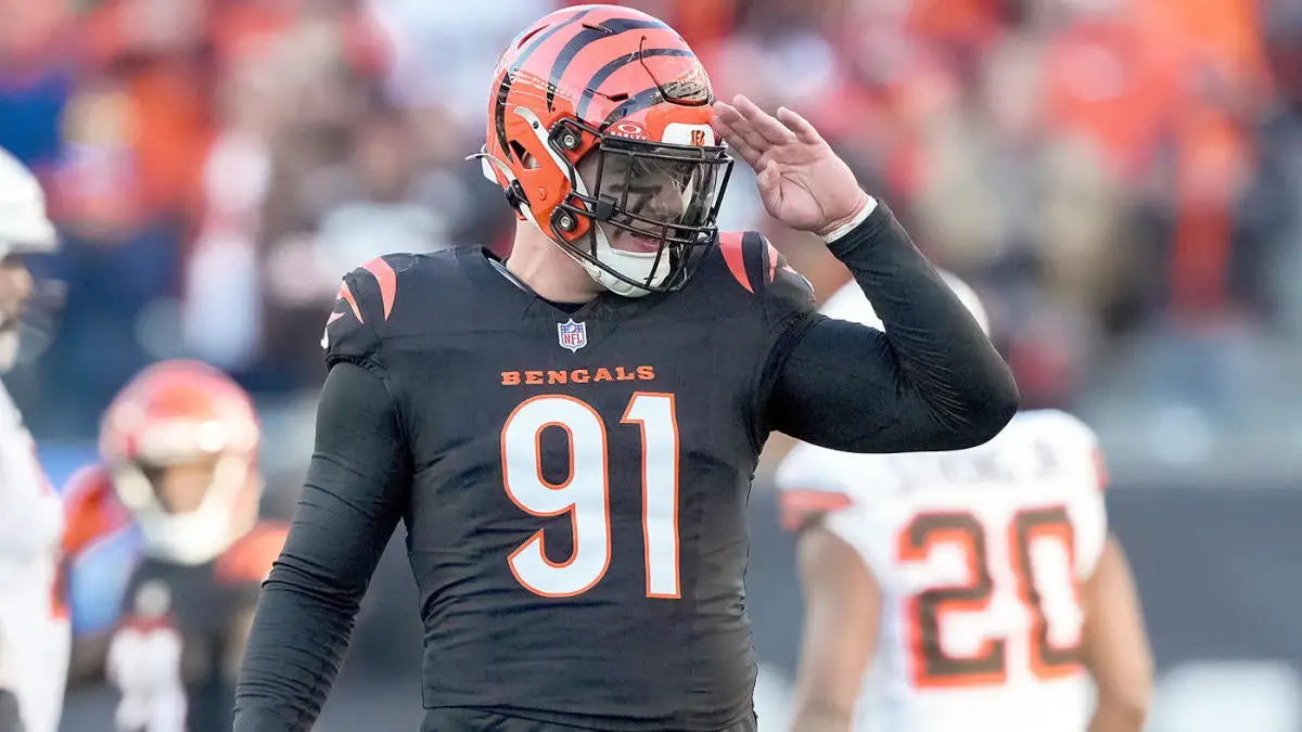 Bengals give NFL sack leader Trey Hendrickson permission to seek trade as veteran enters final year of deal